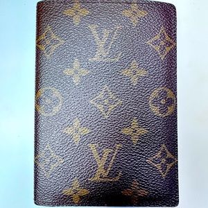 Authentic Louis Vuitton Passport Holder